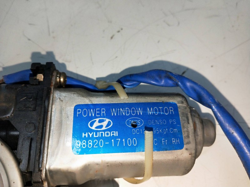 Recambio de elevalunas delantero derecho para hyundai matrix (fc) 1.8 gls full referencia OEM IAM 9882017100  5P