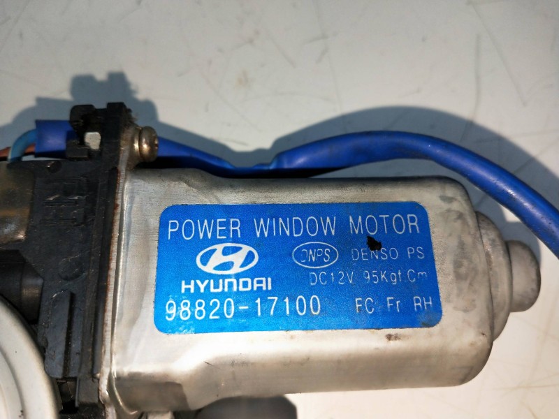 Recambio de elevalunas delantero derecho para hyundai matrix (fc) 1.5 crdi gls referencia OEM IAM 9882017100  5P
