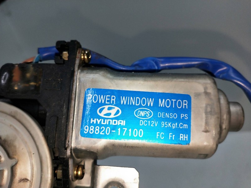 Recambio de elevalunas delantero derecho para hyundai matrix (fc) 1.5 crdi 16v gls referencia OEM IAM 9882017100  5P
