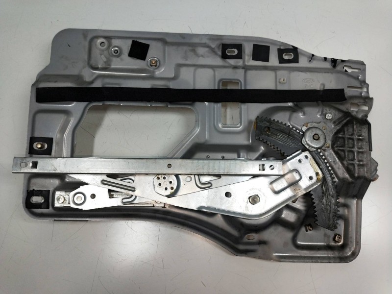 Recambio de elevalunas trasero izquierdo para hyundai santa fe (sm) 2.0 gls crdi edition-plus 4x4 referencia OEM IAM 9881026200 