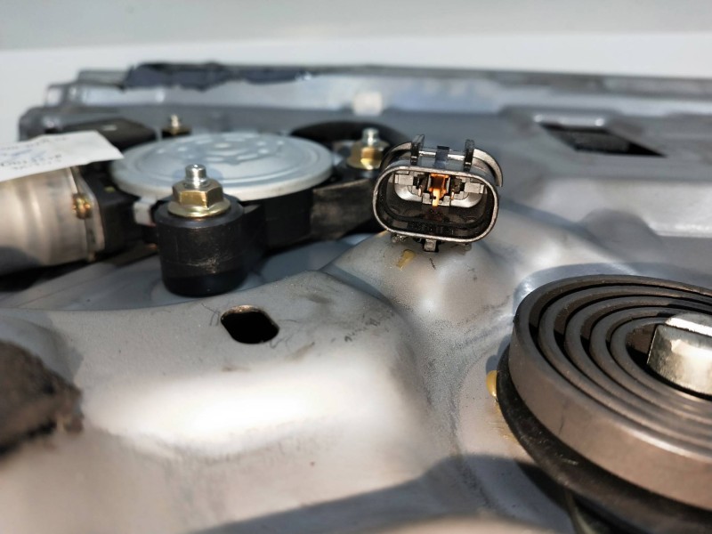 Recambio de elevalunas trasero izquierdo para hyundai santa fe (sm) 2.0 gls crdi edition-plus 4x4 referencia OEM IAM 9881026200 