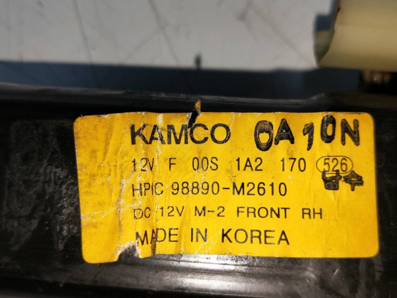 Recambio de elevalunas delantero derecho para hyundai santamo gl referencia OEM IAM 98890M2610  5P