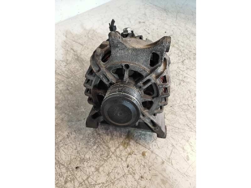 Recambio de alternador para mercedes clase b (w245) 200 (245.233) referencia OEM IAM 2661540902 TG11C035 