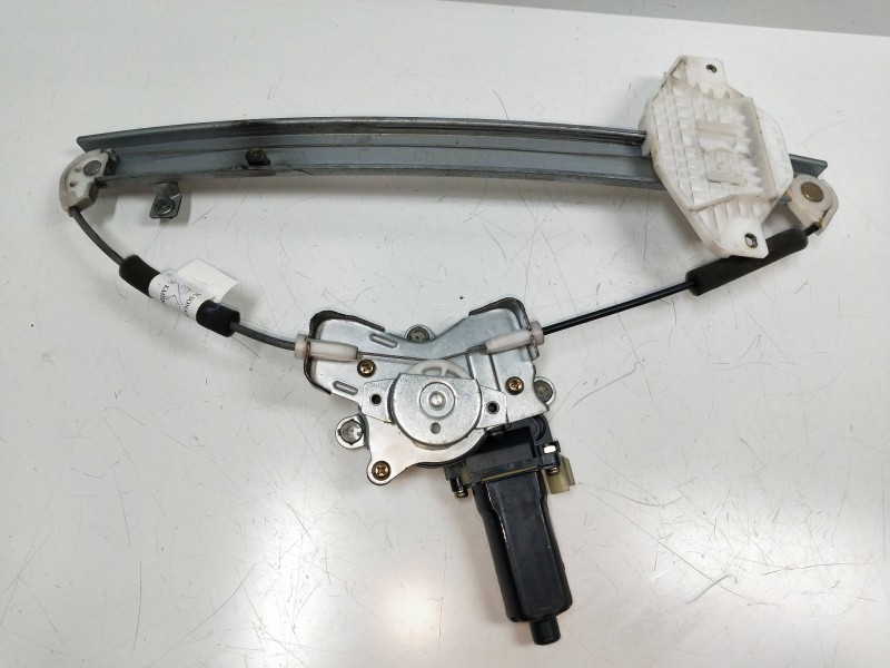 Recambio de elevalunas trasero derecho para hyundai sonata (y4) 2.0 16v cat referencia OEM IAM 9882029000  4P