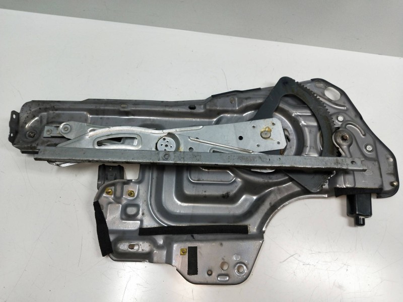 Recambio de elevalunas delantero derecho para hyundai trajet (fo) 2.0 crdi cat referencia OEM IAM   5P