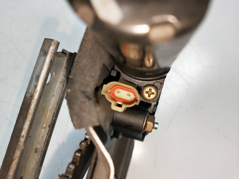 Recambio de elevalunas delantero derecho para hyundai trajet (fo) 2.0 crdi cat referencia OEM IAM   5P