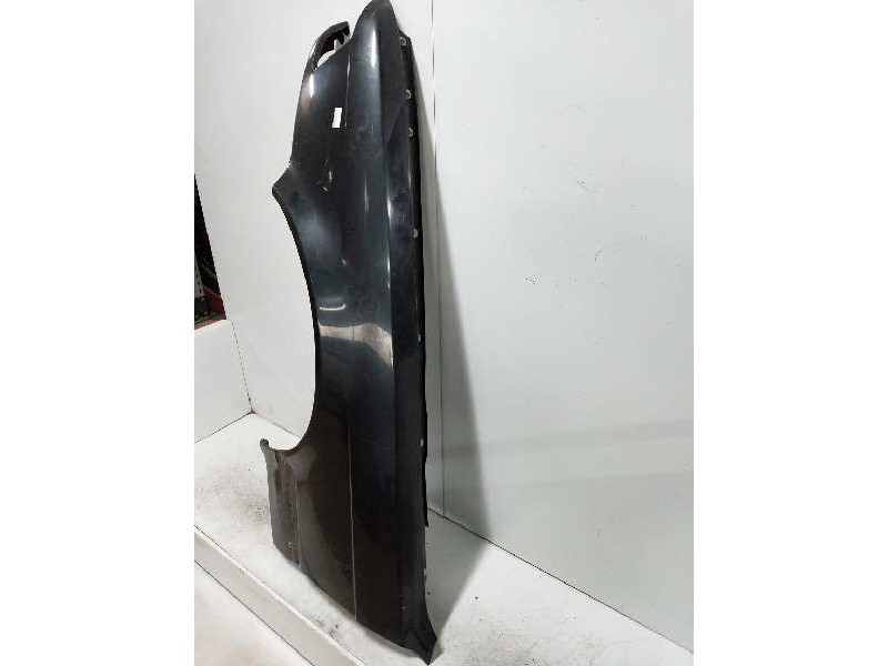 Recambio de aleta delantera izquierda para bmw serie 7 (e32) 3.0 cat referencia OEM IAM   