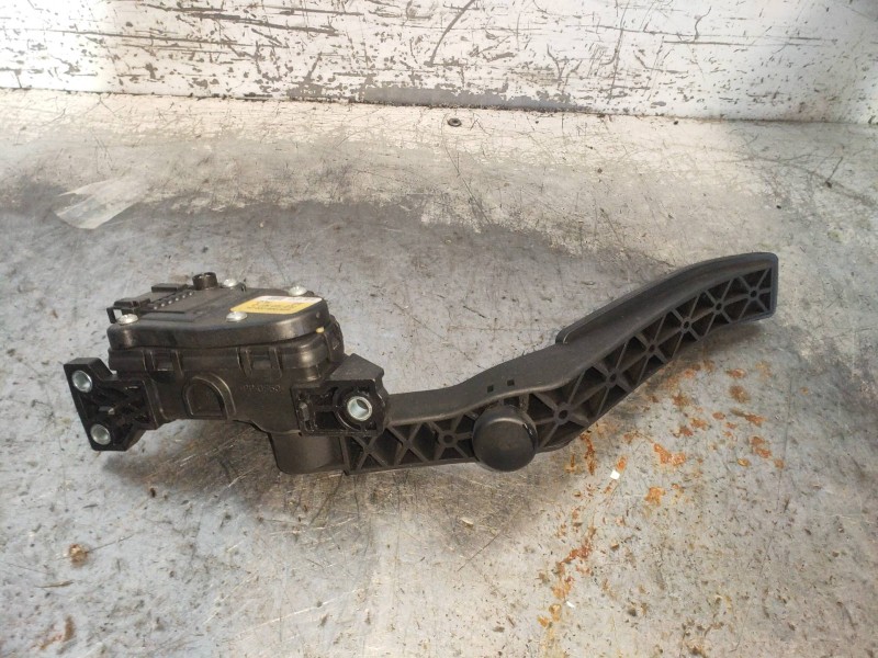 Recambio de potenciometro pedal para volkswagen touareg (7p5) v6 tdi bluemotion referencia OEM IAM 6PV00802624 7L0723507D 