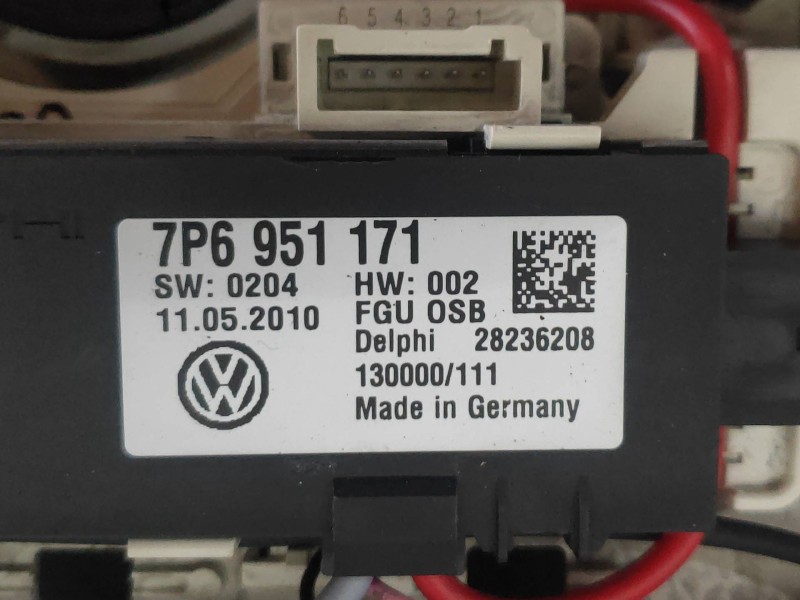 Recambio de luz interior para volkswagen touareg (7p5) v6 tdi bluemotion referencia OEM IAM 7P6951171 28236208 