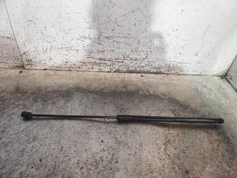 Recambio de amortiguadores capo para volkswagen touareg (7p5) v6 tdi bluemotion referencia OEM IAM 7P6823359  