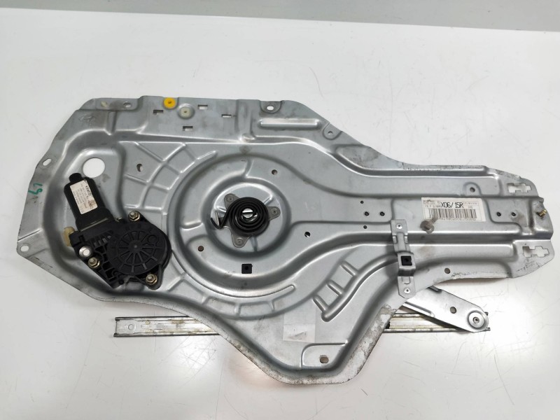 Recambio de elevalunas delantero derecho para hyundai elantra (xd) 1.6 gls (4-ptas.) referencia OEM IAM 824502D000  4P