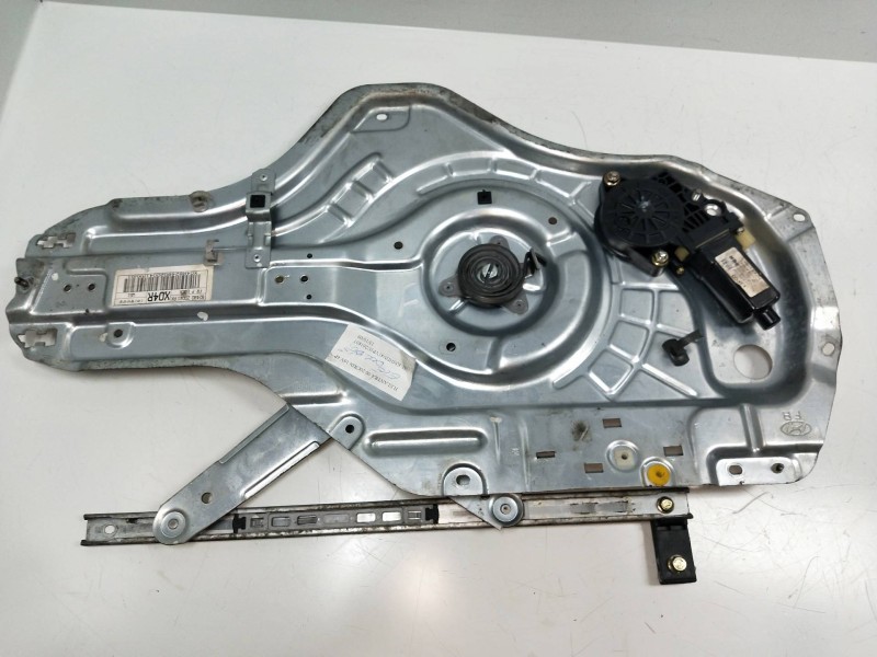 Recambio de elevalunas delantero derecho para hyundai elantra referencia OEM IAM 824502D000  4P