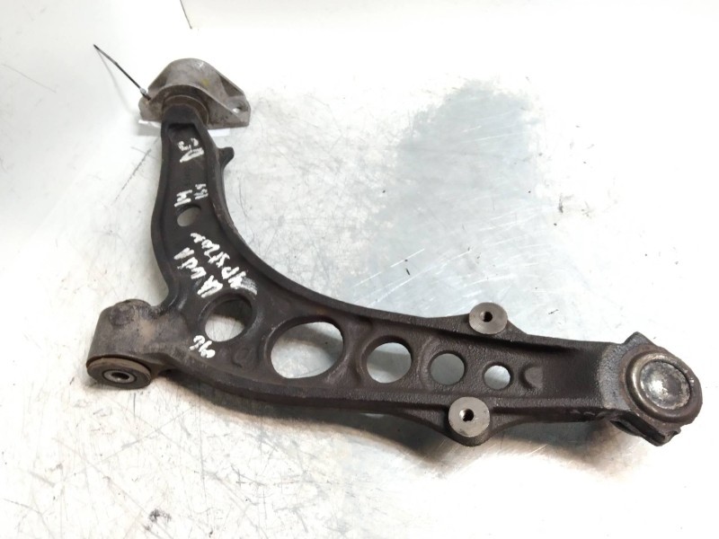 Recambio de brazo suspension inferior delantero derecho para lancia lancia y 1.4 ls referencia OEM IAM   