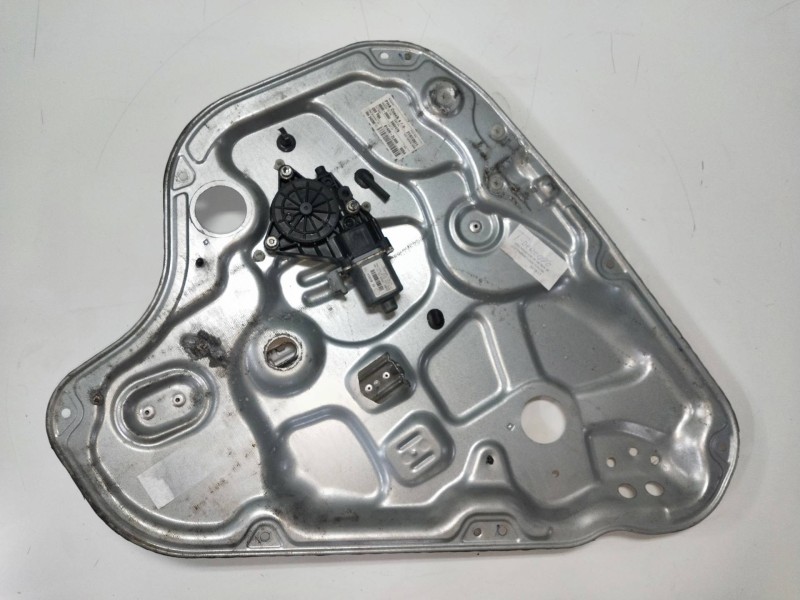 Recambio de elevalunas trasero derecho para hyundai i30 1.6 crdi cat referencia OEM IAM 834602R000  5P