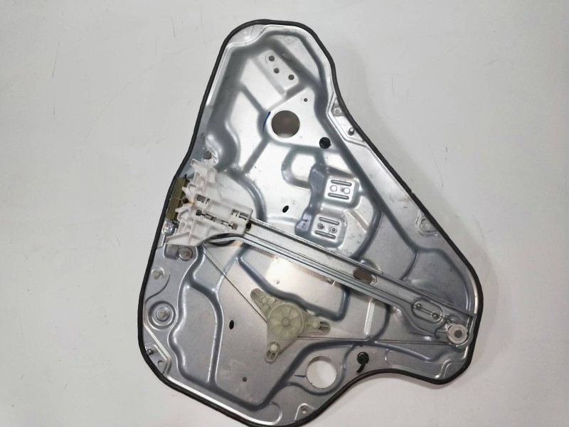 Recambio de elevalunas trasero izquierdo para hyundai i30cw 1.6 crdi cat referencia OEM IAM 834602R000  5P