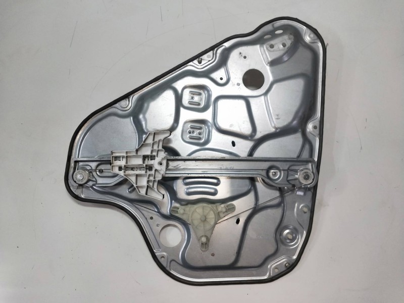 Recambio de elevalunas trasero derecho para hyundai i30 referencia OEM IAM 834602R000  5P