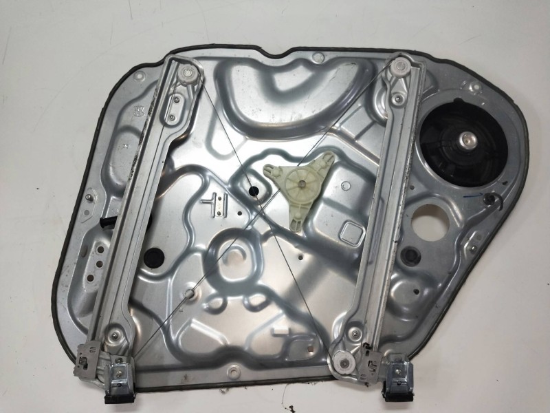 Recambio de elevalunas delantero izquierdo para hyundai ix20 1.4 cat referencia OEM IAM 824501P010  5P