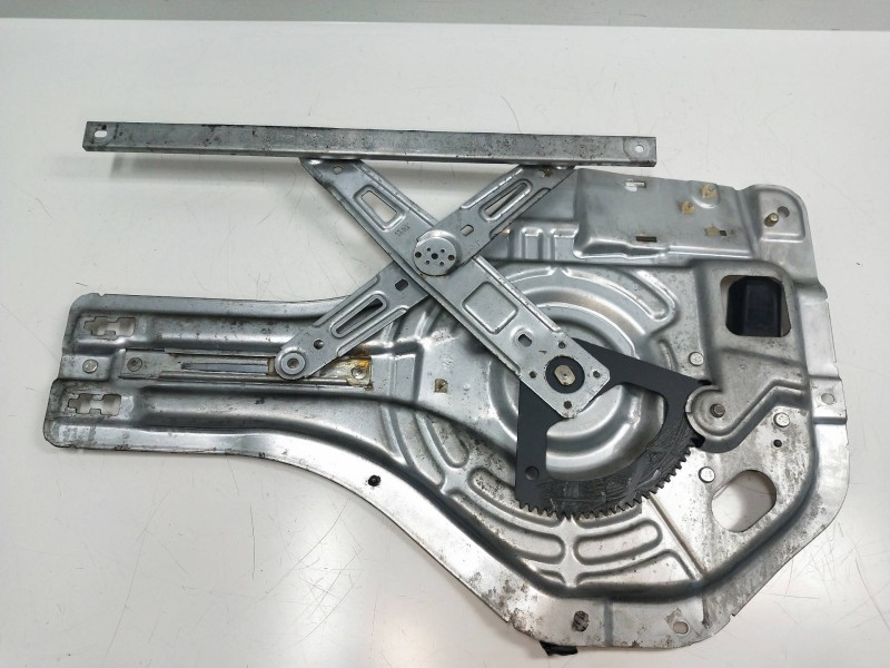 Recambio de elevalunas trasero derecho para hyundai tucson (jm) 2.0 crdi cat referencia OEM IAM 834602E000  5P