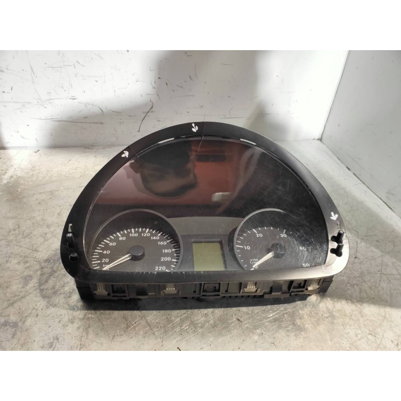Recambio de cuadro instrumentos para mercedes vito kasten (639) 113 cdi extralang (639.605) referencia OEM IAM A6399001100 10251