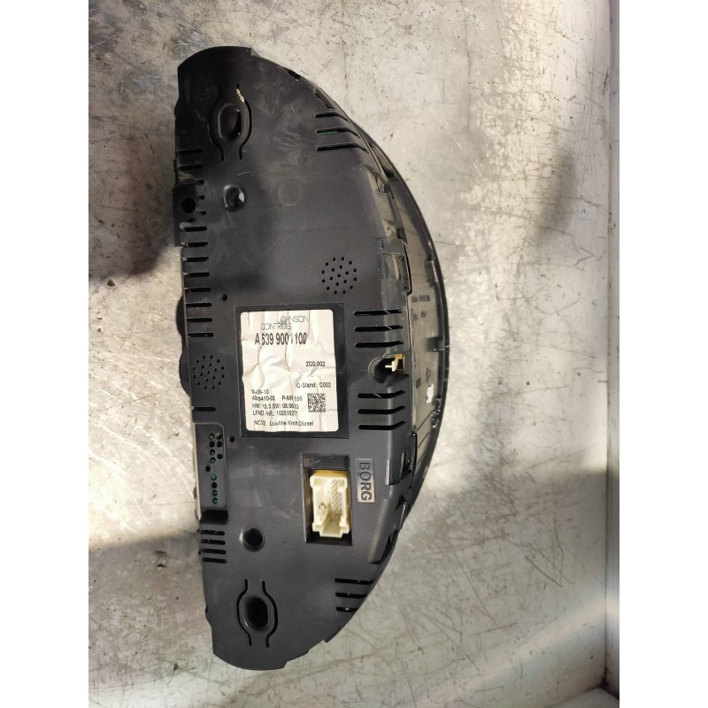 Recambio de cuadro instrumentos para mercedes vito kasten (639) 113 cdi extralang (639.605) referencia OEM IAM A6399001100 10251
