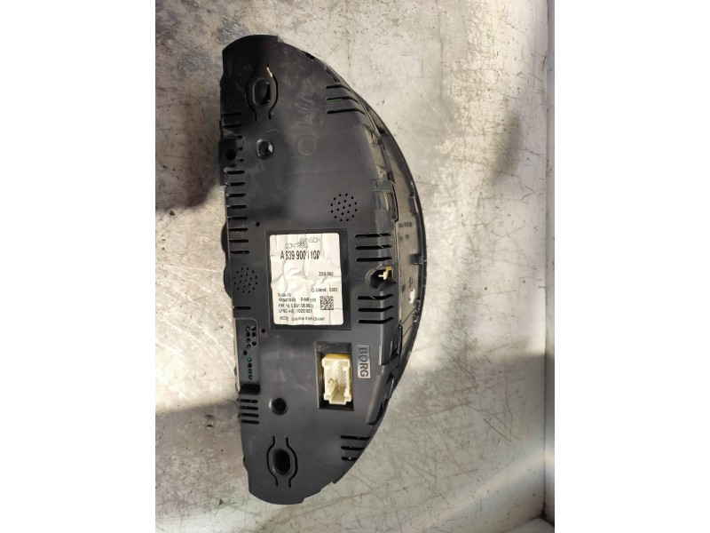 Recambio de cuadro instrumentos para mercedes vito kasten (639) 113 cdi extralang (639.605) referencia OEM IAM A6399001100 10251