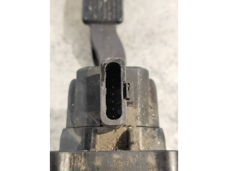 Recambio de potenciometro pedal para mercedes vito kasten (639) 113 cdi extralang (639.605) referencia OEM IAM F00C3E2430  