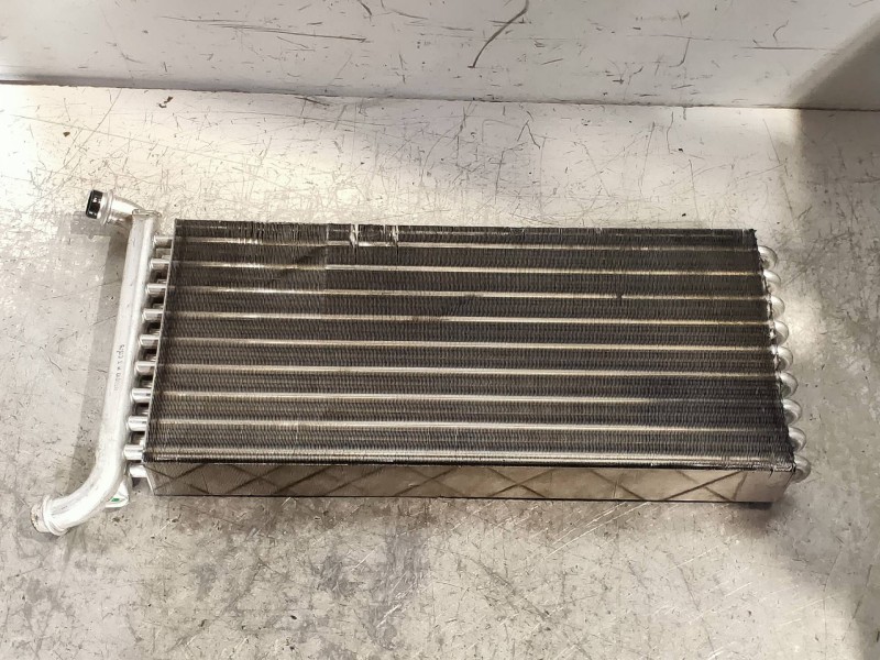 Recambio de radiador calefaccion / aire acondicionado para mercedes vito kasten (639) 113 cdi extralang (639.605) referencia OEM