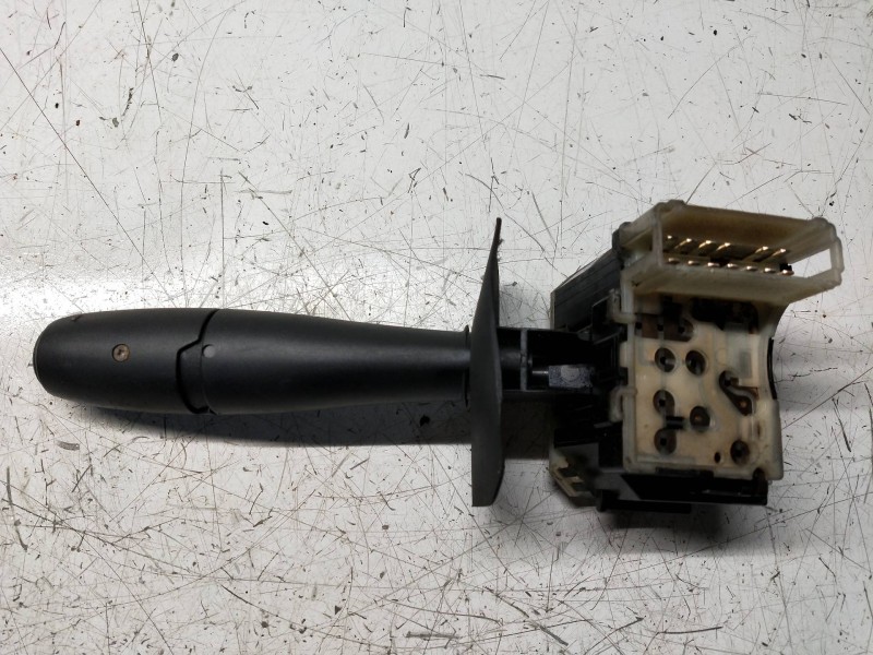 Recambio de mando limpia para opel movano combi medio 2.8t referencia OEM IAM 36967D  