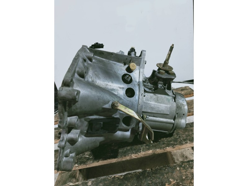 Recambio de caja cambios para peugeot 206 sw x-line referencia OEM IAM 20DM18 4729336 B 5V