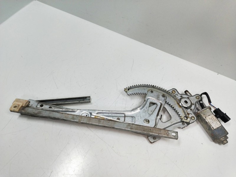 Recambio de elevalunas delantero derecho para isuzu trooper 3.0 dti cat referencia OEM IAM 8971658630  4P