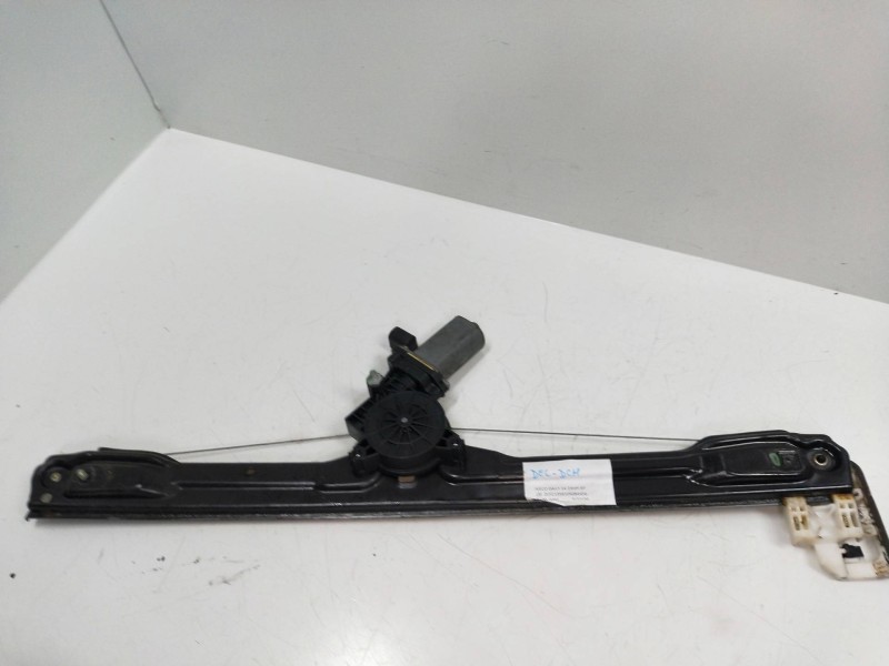 Recambio de elevalunas delantero derecho para iveco daily furgón 2.3 diesel cat referencia OEM IAM   5P