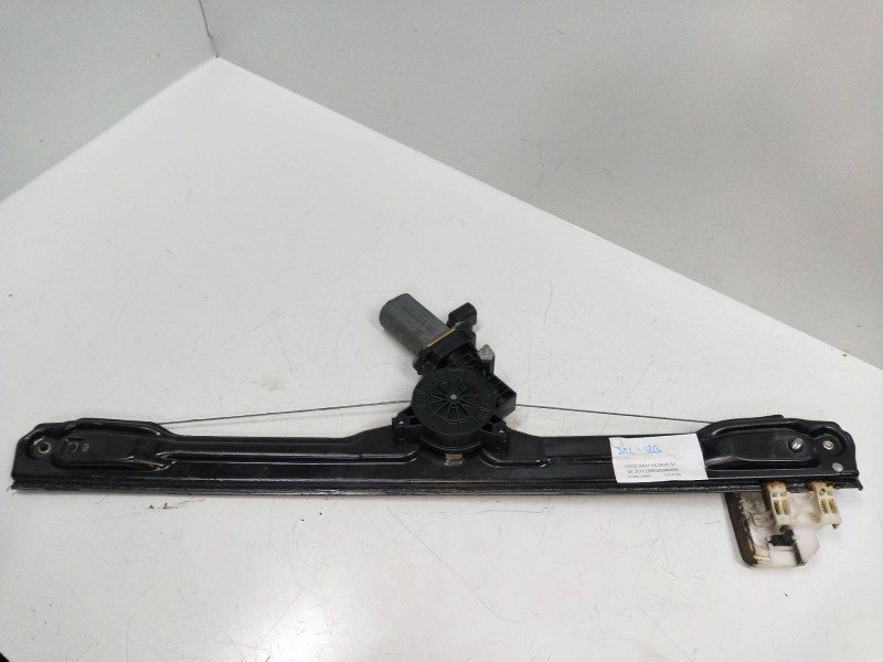 Recambio de elevalunas delantero izquierdo para iveco daily furgón 2.3 diesel cat referencia OEM IAM 5801901053  5P