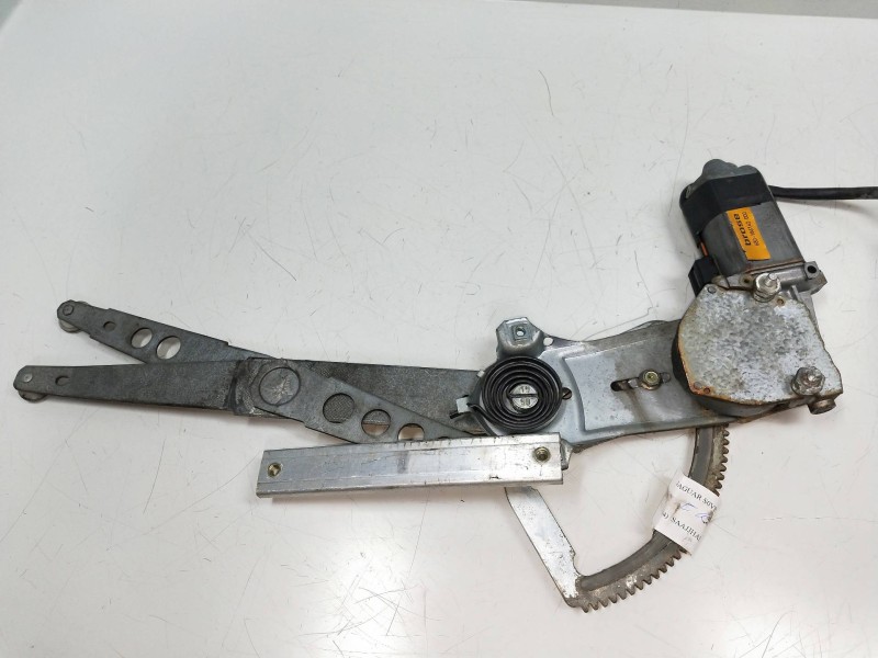 Recambio de elevalunas delantero izquierdo para jaguar xj6/12 4.0 sovereign kat referencia OEM IAM 680186142000  4P