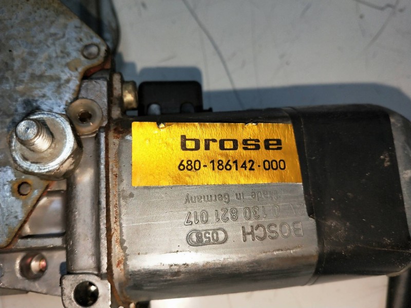 Recambio de elevalunas delantero izquierdo para jaguar xj6/12 4.0 sovereign kat referencia OEM IAM 680186142000  4P