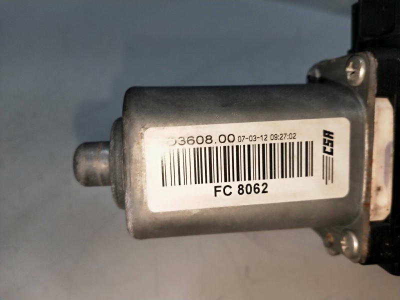 Recambio de elevalunas trasero derecho para jaguar xf 2.2 diesel referencia OEM IAM FC8062  4P