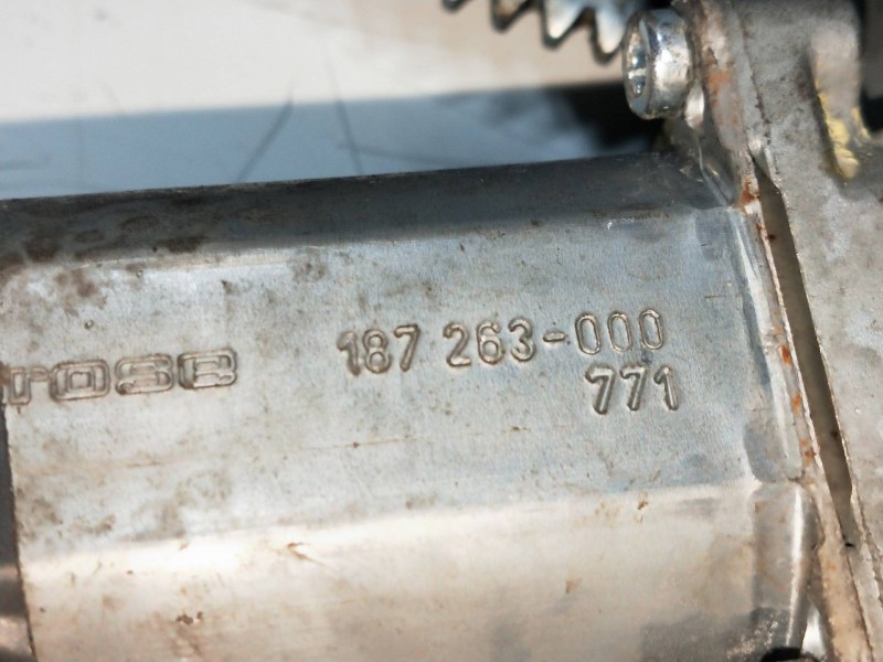 Recambio de elevalunas trasero izquierdo para jaguar xj 3.2 v8 32v cat referencia OEM IAM 187263000  4P