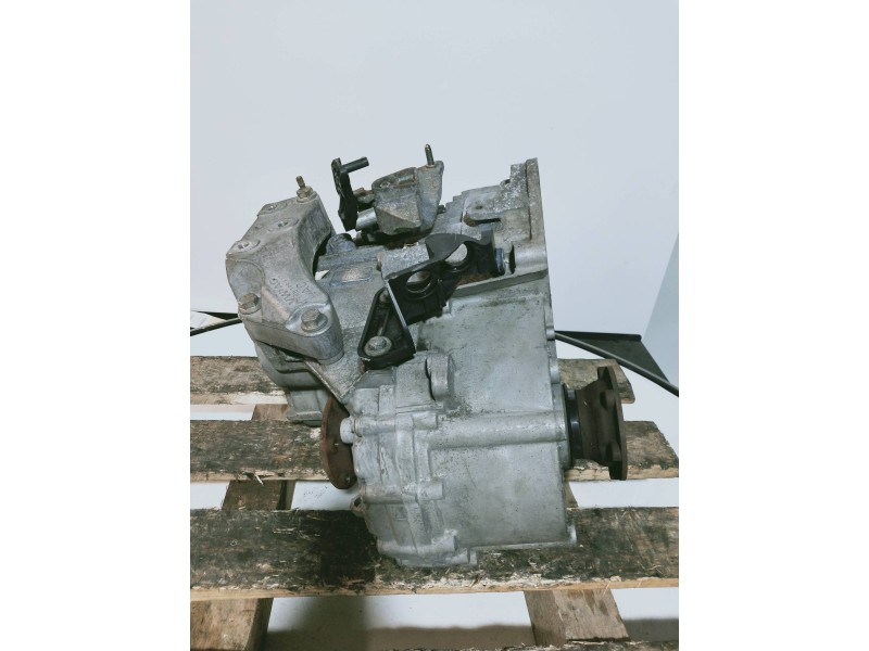 Recambio de caja cambios para volkswagen golf vi (5k1) gti referencia OEM IAM KZS 05030 P02 14 2112 1254