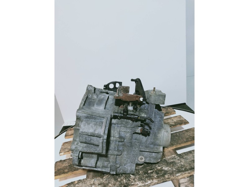 Recambio de caja cambios para volkswagen golf vi (5k1) gti referencia OEM IAM KZS 05030 P02 14 2112 1254