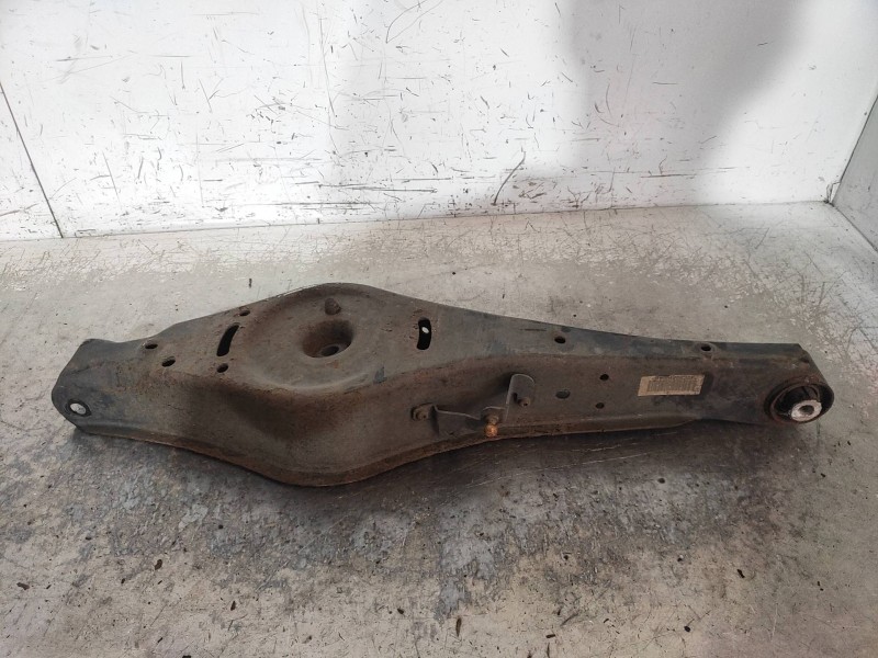 Recambio de brazo suspension inferior trasero izquierdo para volkswagen golf vi (5k1) gti referencia OEM IAM   5Q0505323C