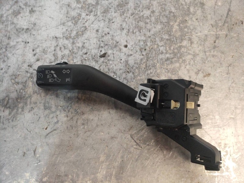 Recambio de mando luces para volkswagen golf vi (5k1) gti referencia OEM IAM 1K0953513G 01103512 3C8941431B