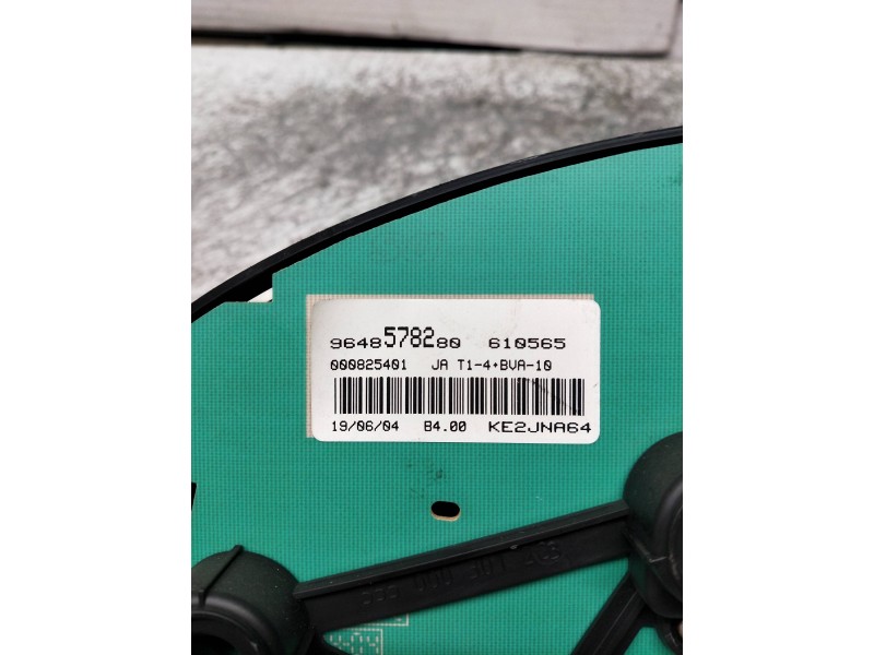 Recambio de cuadro instrumentos para peugeot 206 berlina xs referencia OEM IAM 9648578280  