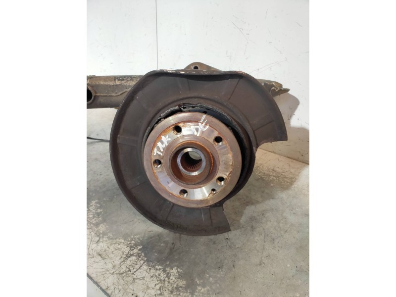 Recambio de mangueta trasera derecha para mercedes vito kasten (639) 113 cdi extralang (639.605) referencia OEM IAM A6393522504 