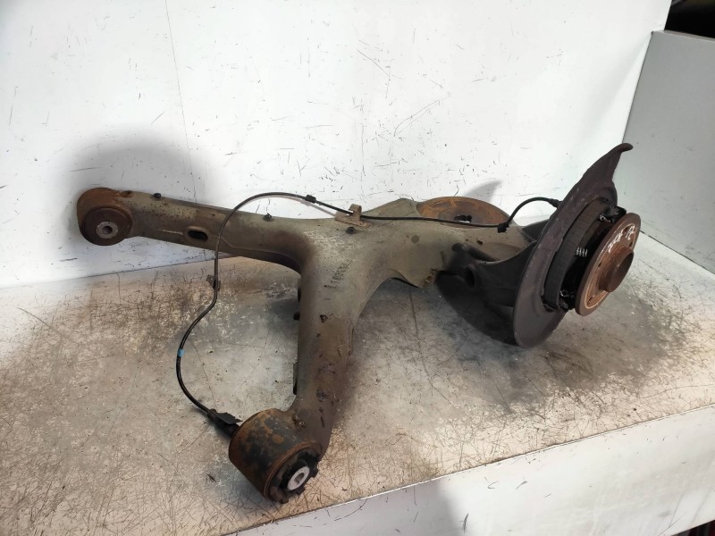 Recambio de mangueta trasera izquierda para mercedes vito kasten (639) 113 cdi extralang (639.605) referencia OEM IAM A639352240