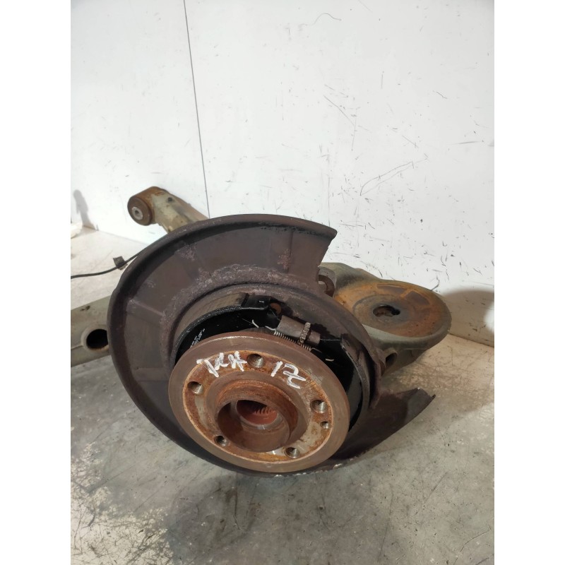 Recambio de mangueta trasera izquierda para mercedes vito kasten (639) 113 cdi extralang (639.605) referencia OEM IAM A639352240