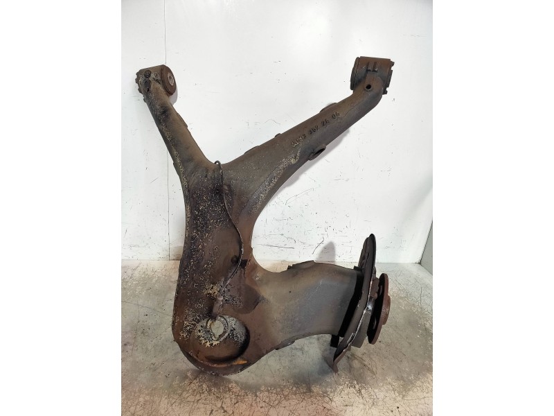 Recambio de mangueta trasera izquierda para mercedes vito kasten (639) 113 cdi extralang (639.605) referencia OEM IAM A639352240