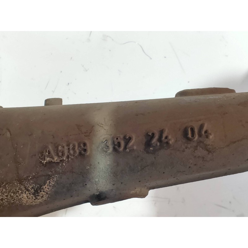 Recambio de mangueta trasera izquierda para mercedes vito kasten (639) 113 cdi extralang (639.605) referencia OEM IAM A639352240