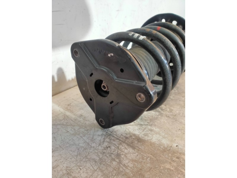 Recambio de amortiguador delantero derecho para mercedes vito kasten (639) 113 cdi extralang (639.605) referencia OEM IAM 222239