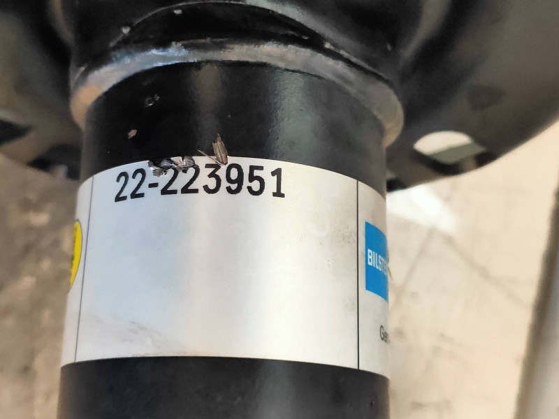 Recambio de amortiguador delantero izquierdo para mercedes vito kasten (639) 113 cdi extralang (639.605) referencia OEM IAM 2222