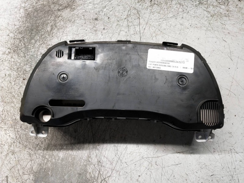 Recambio de cuadro instrumentos para fiat punto berlina (188) 1.9 d (i) referencia OEM IAM 46812950 3190689 503000341200 C141