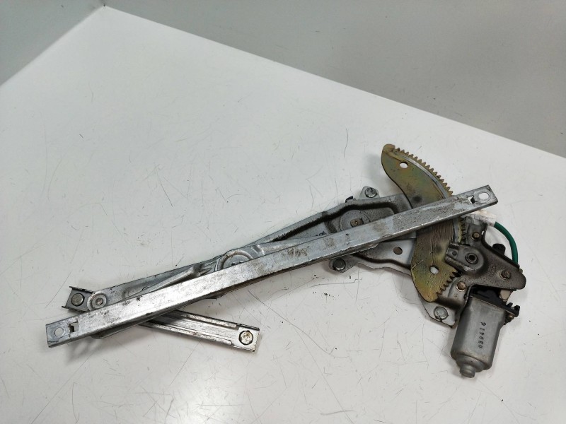 Recambio de elevalunas trasero izquierdo para kia carens 2.0 turbodiesel cat referencia OEM IAM   5P